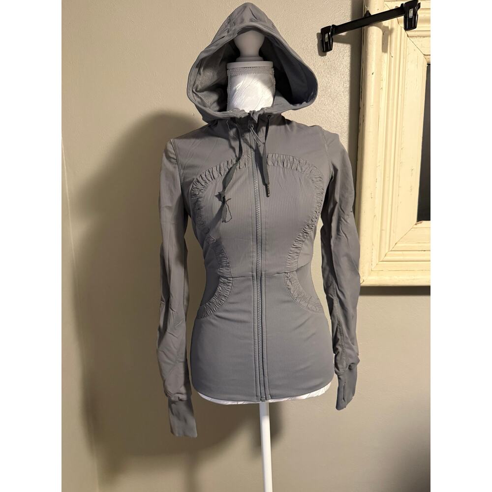 Lululemon dance studio jacket size 4